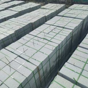 肇庆 芝麻白1.8公分火烧300*600地铺，清仓大甩卖
