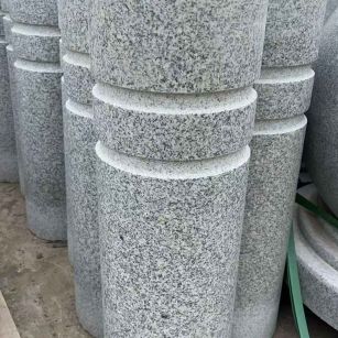 肇庆 芝麻白花岗岩挡车柱、隔离柱多少钱