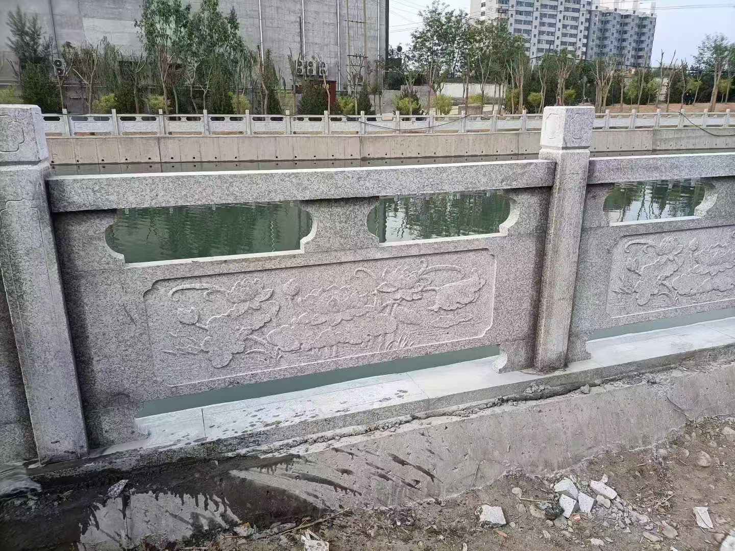 肇庆 芙蓉白大花桥梁、河道，石材栏杆、围栏、护栏