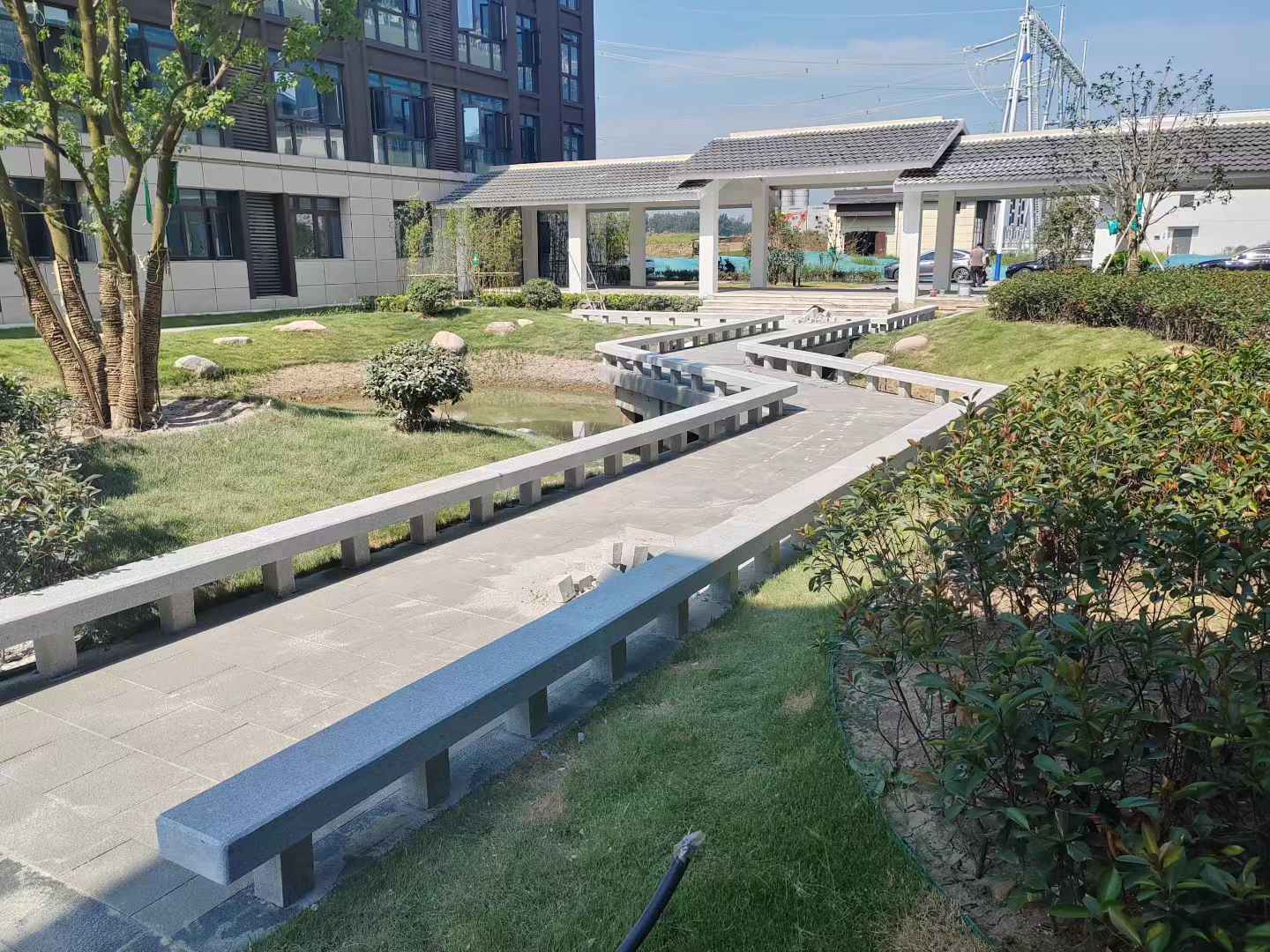 肇庆 芝麻灰小区坐凳&栏杆安装效果