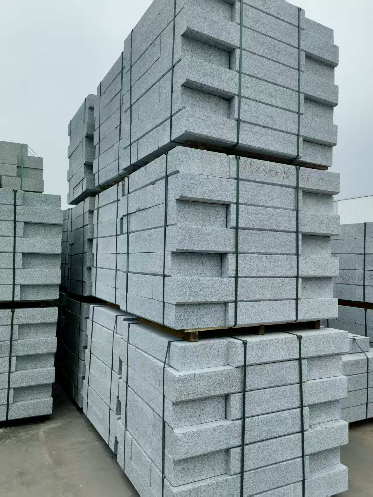 肇庆 路沿石，板板正正的路沿石