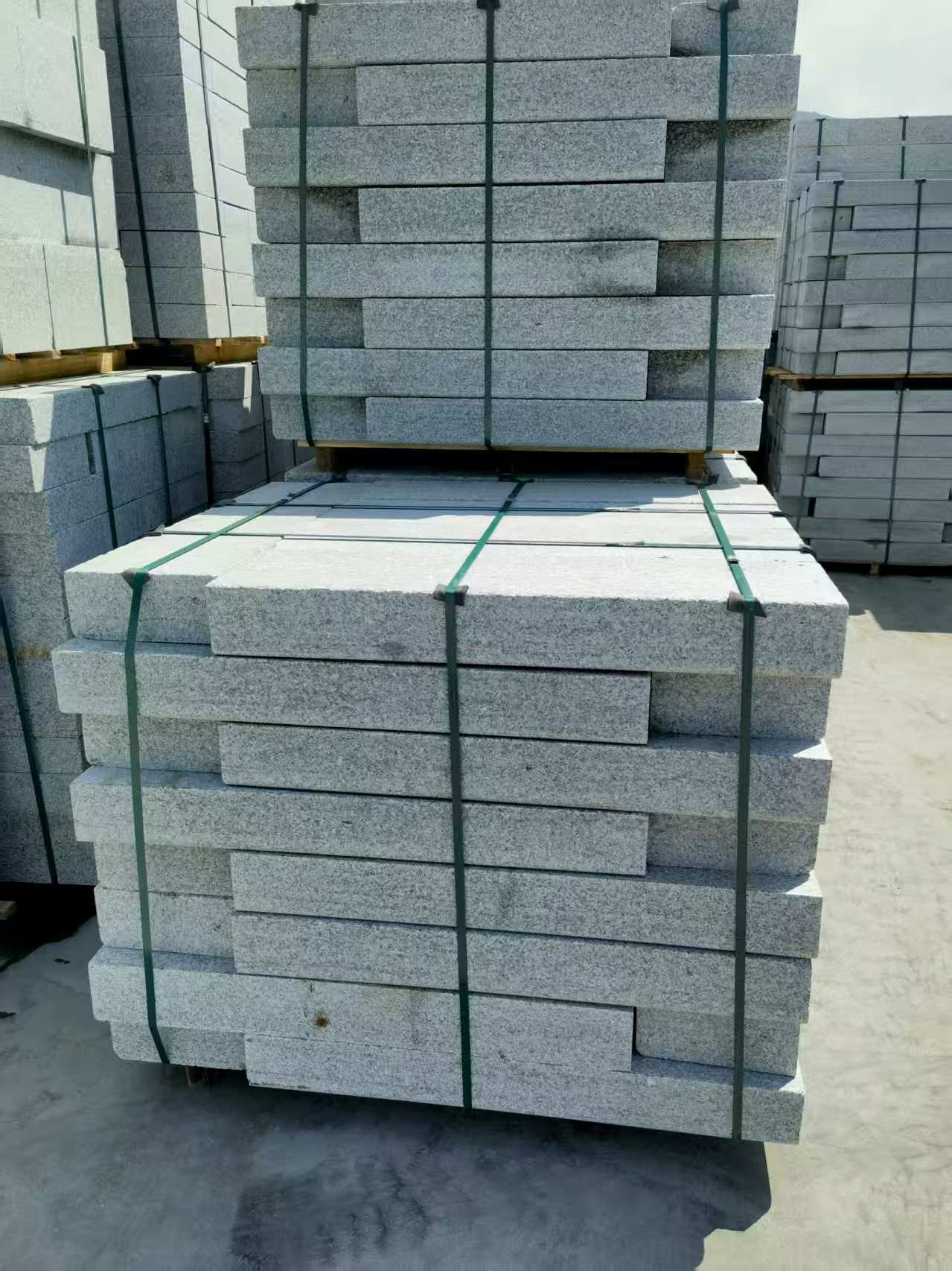 肇庆 芙蓉白花岗岩路沿石、平石尺寸标准，色泽均匀