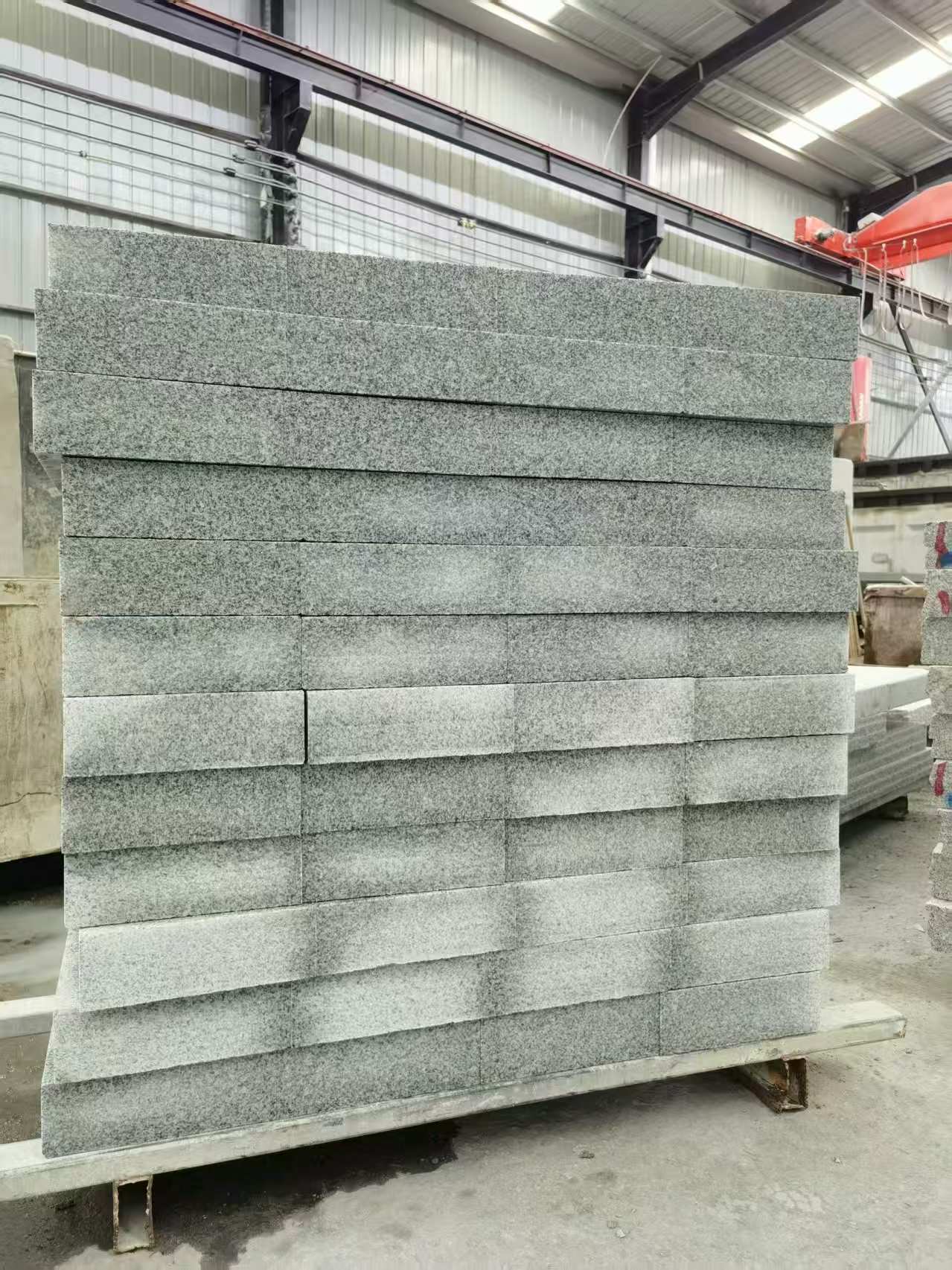 肇庆 芝麻白10公分300*600广场地铺，A料定制，尺寸标准，厚薄均匀